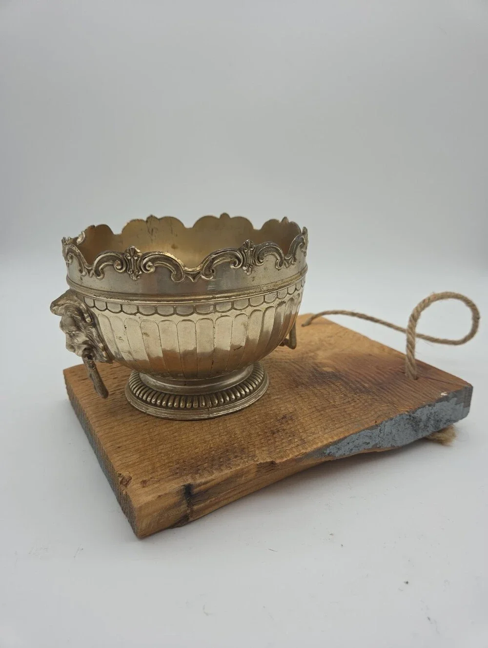 Vintage Victorian Silver Plated Monteith Bowl Lion Head Corbell
